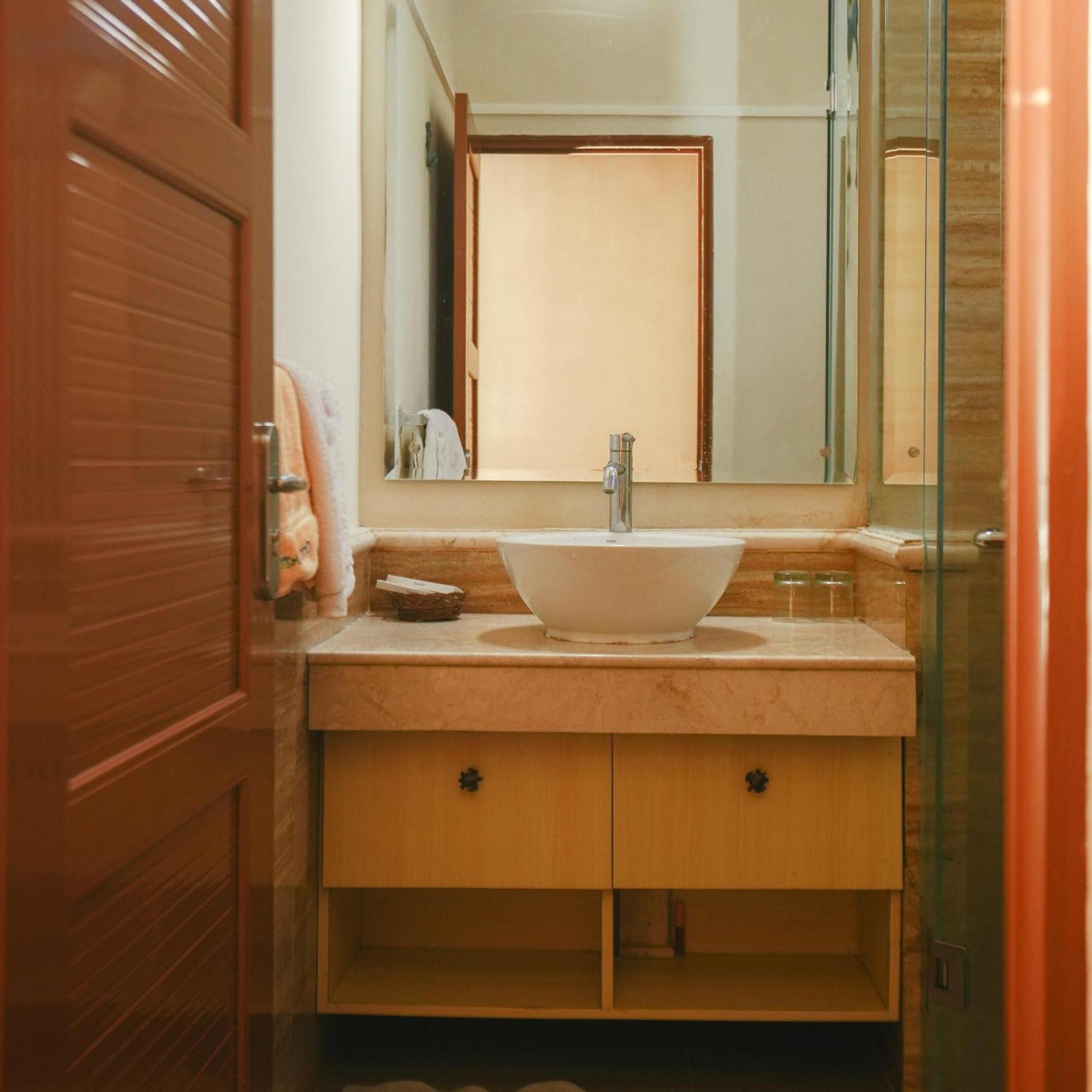 Omahkura 1 Appartement Jogjakarta Buitenkant foto
