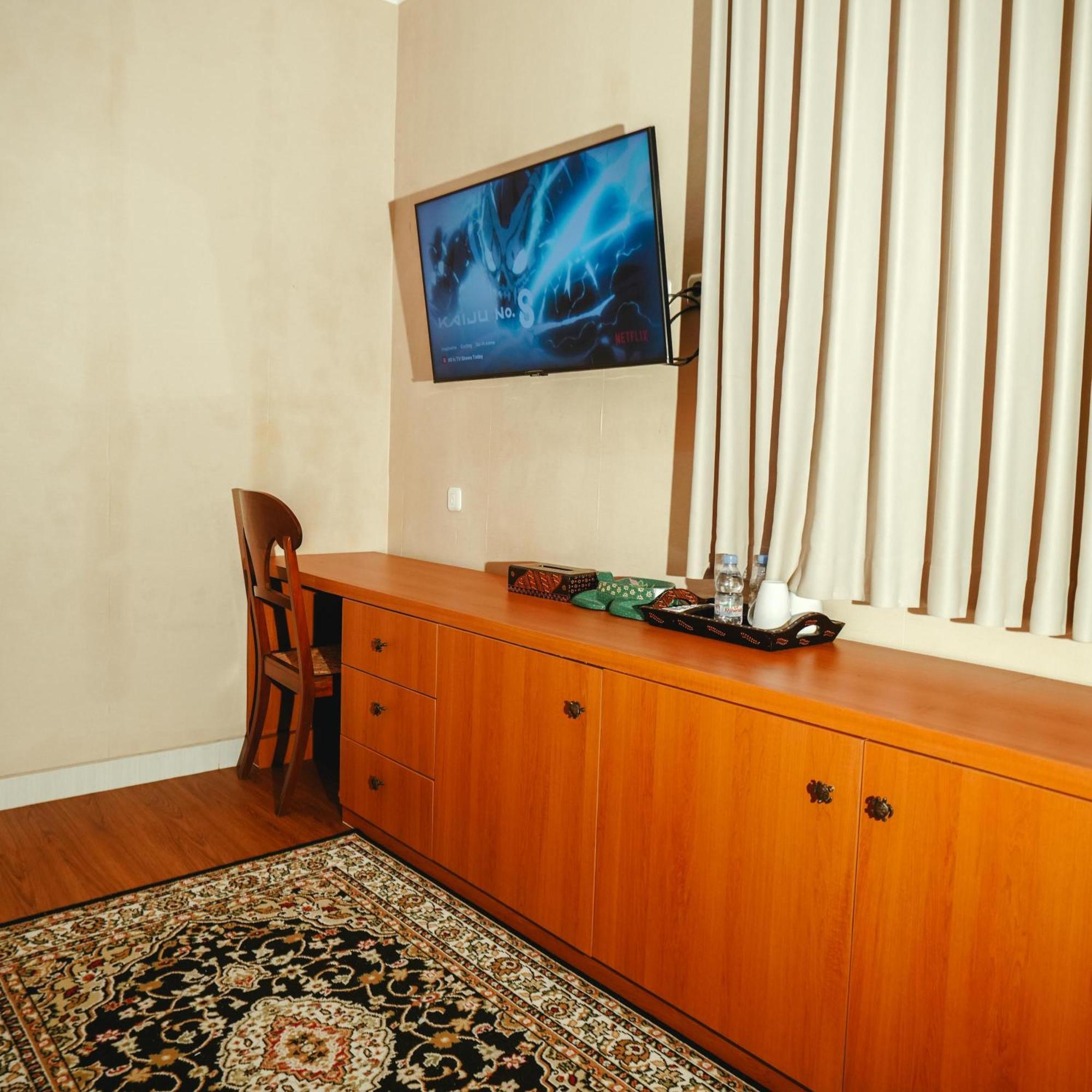 Omahkura 1 Appartement Jogjakarta Buitenkant foto